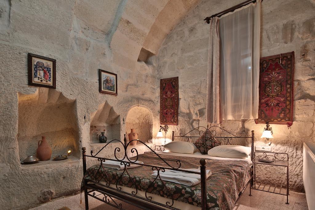 Caravanserai Cave Hotel Göreme Buitenkant foto