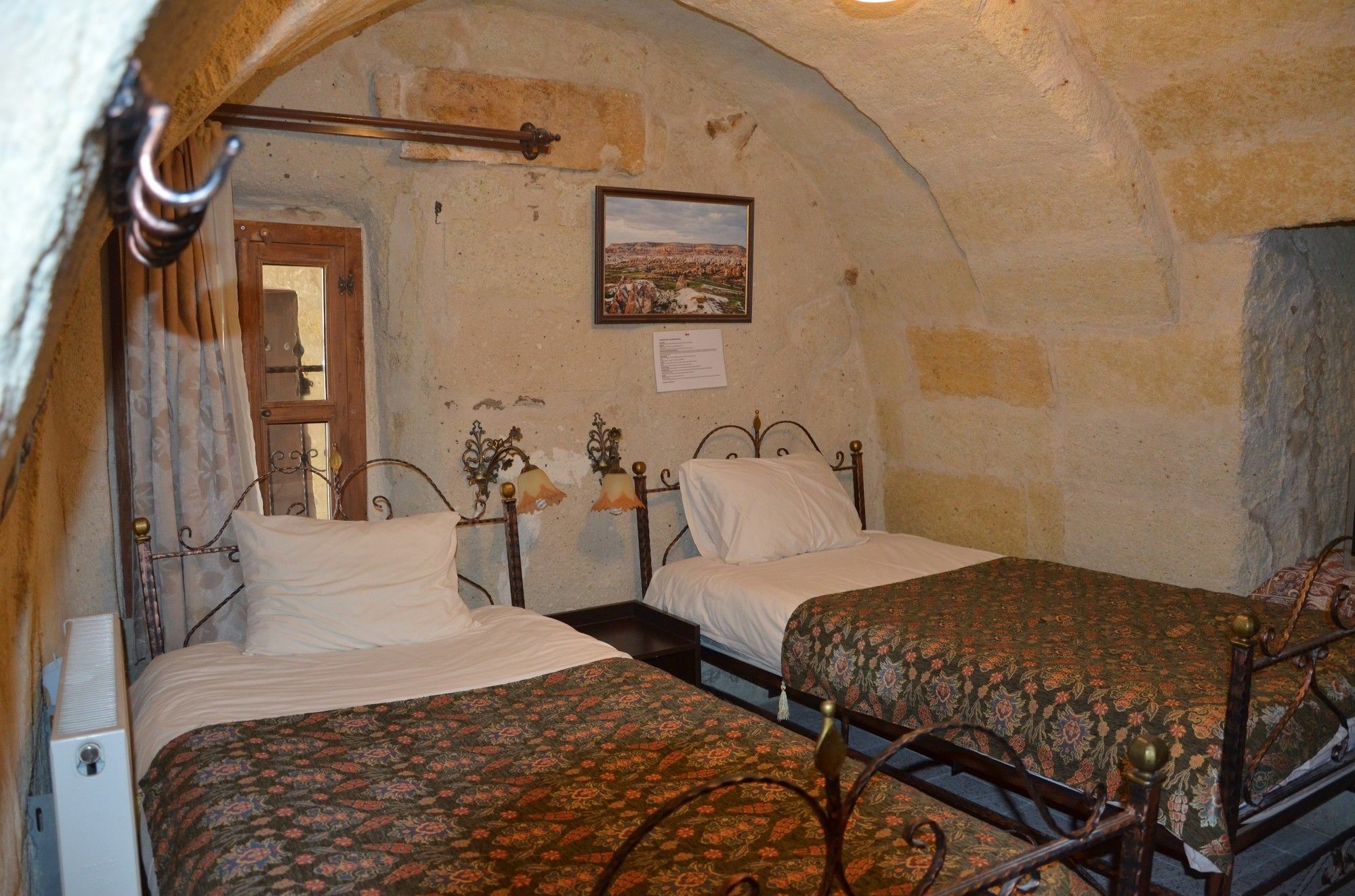Caravanserai Cave Hotel Göreme Buitenkant foto
