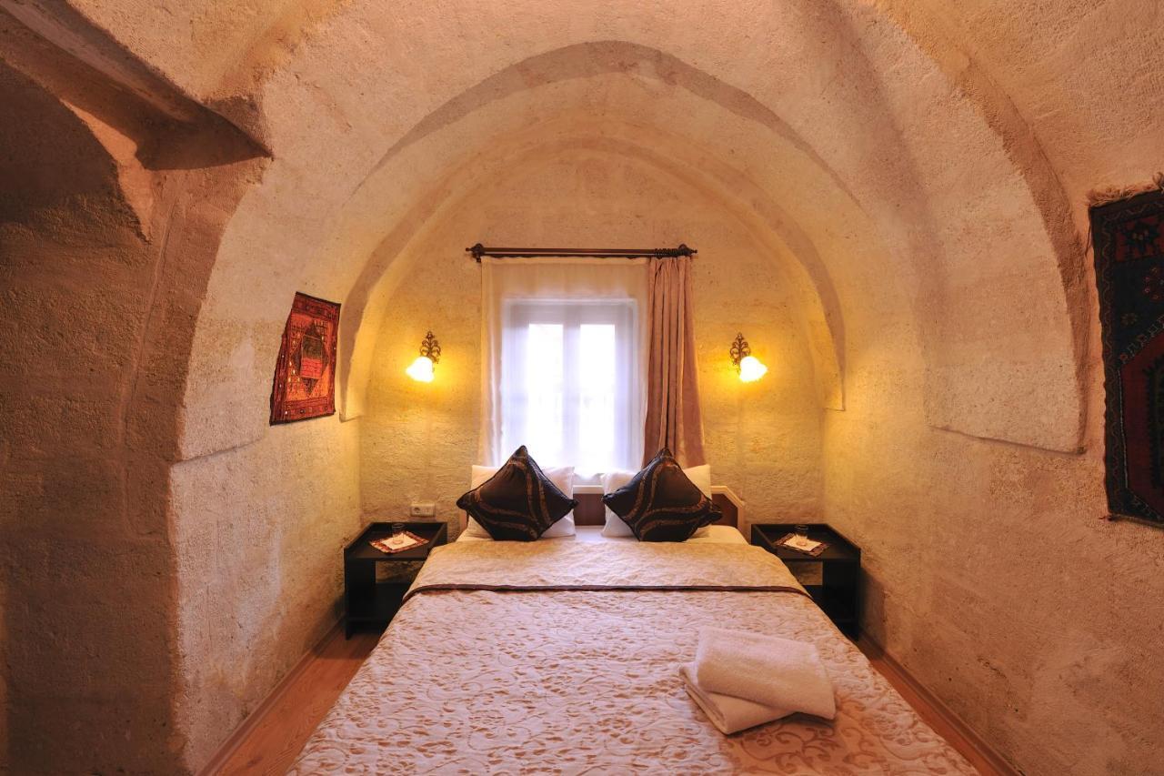 Caravanserai Cave Hotel Göreme Buitenkant foto