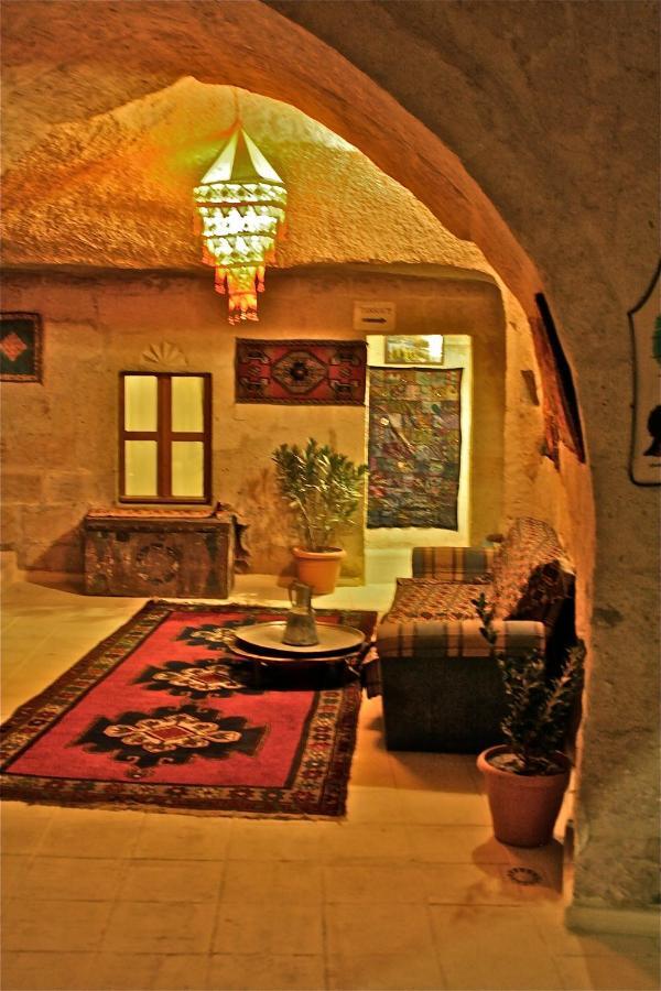 Caravanserai Cave Hotel Göreme Buitenkant foto